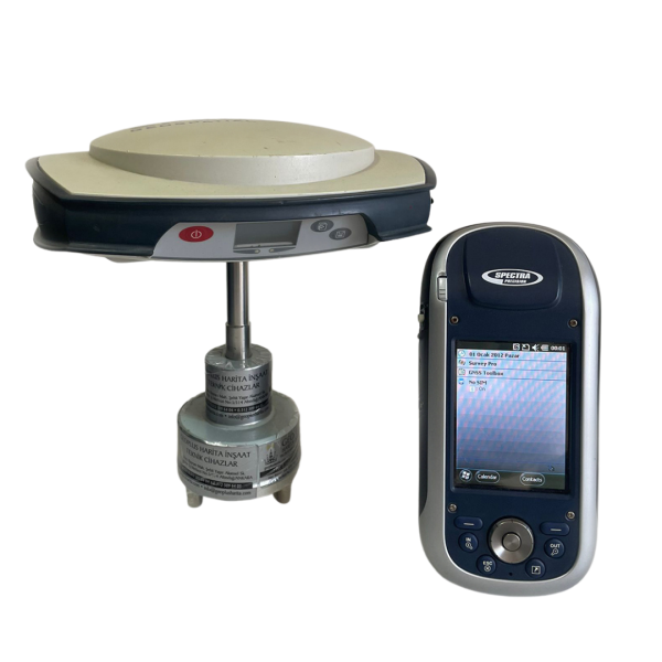 Spectra SP85 + PM120 GNSS Set